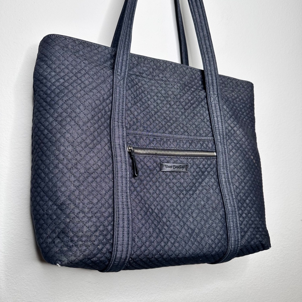 Vera Bradley Iconic Vera Tote Bag Quilted Denim Blue Cotton Floral Lining Large - Picture 2 of 12